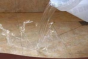 深泽漏水维修 免砸砖防水材料该如何施工